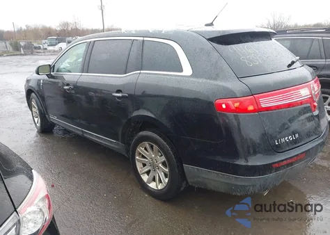2015 Lincoln Mkt Livery из США, поврежденный, VIN 2LMHJ5NK2FBL01352